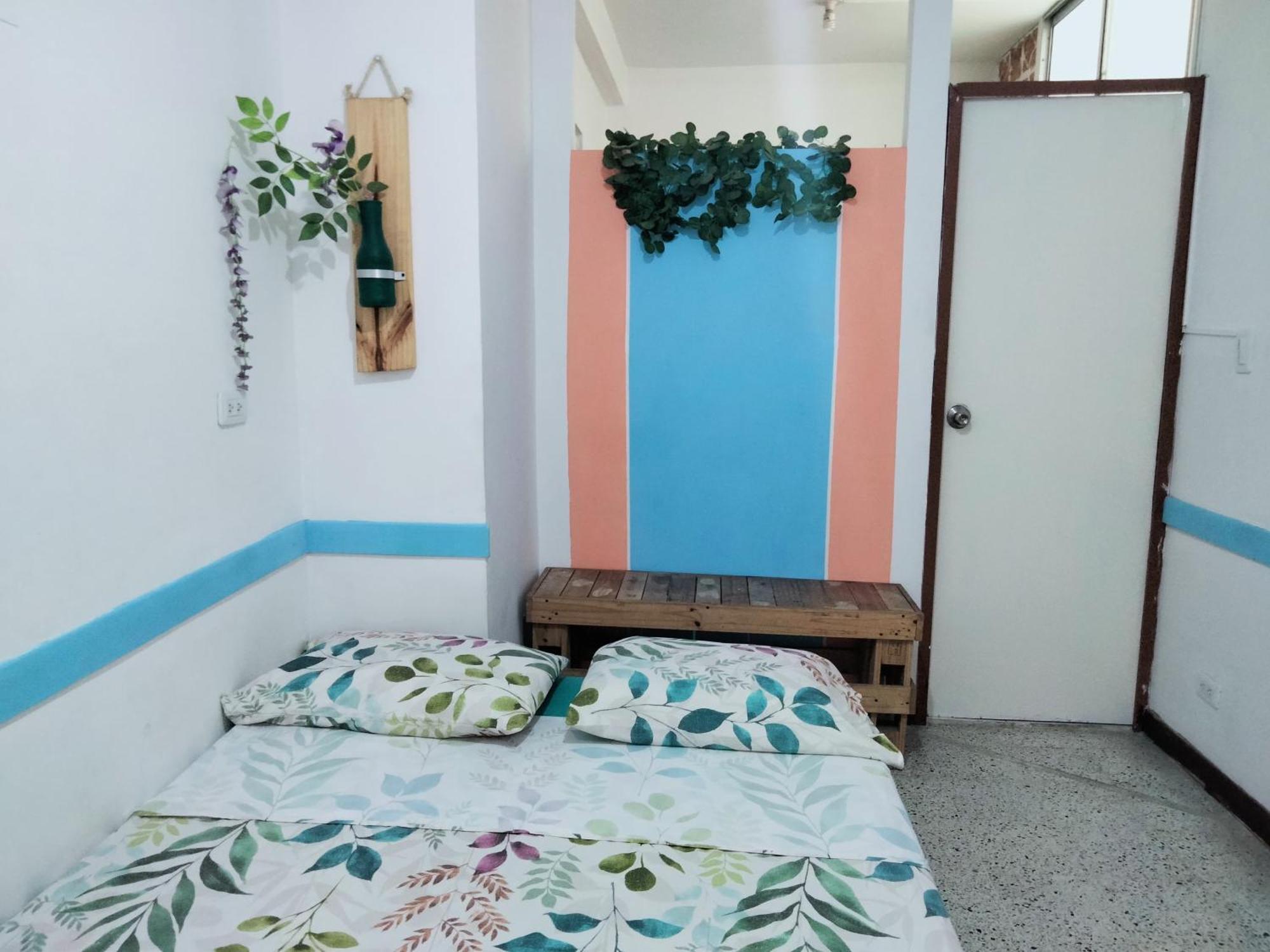 Hostal Rich ميديلين المظهر الخارجي الصورة