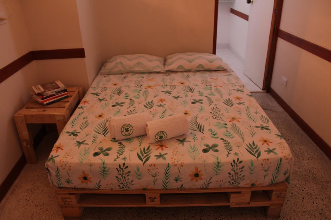 Hostal Rich ميديلين المظهر الخارجي الصورة