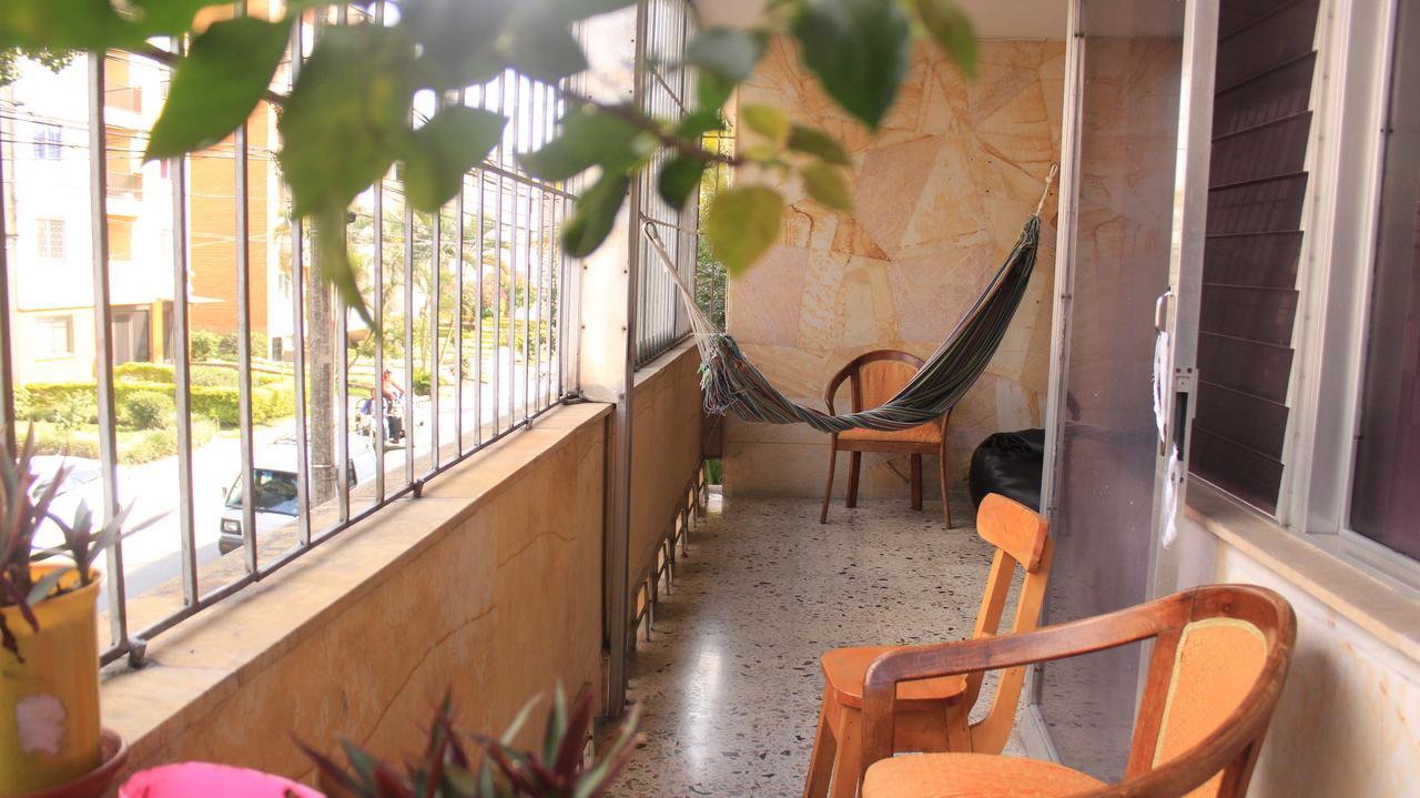 Hostal Rich ميديلين المظهر الخارجي الصورة