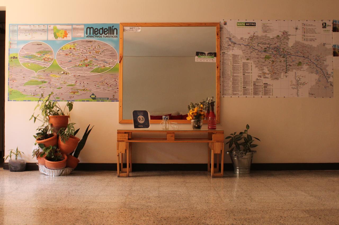 Hostal Rich ميديلين المظهر الخارجي الصورة